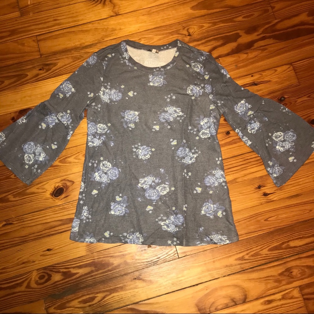Gray floral top
